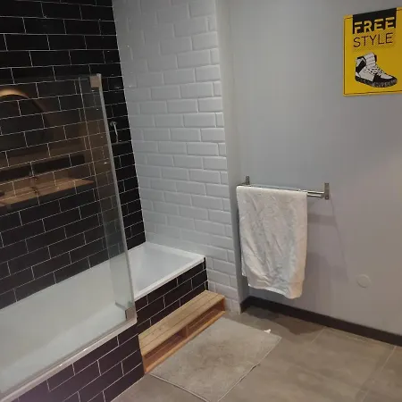 Maison De Charme Avec Piscine Chauffée *